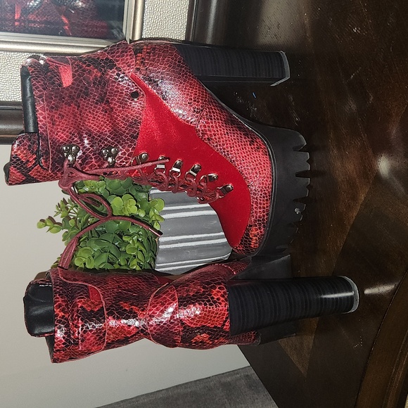 Akira women's boots - Picture 2 of 4